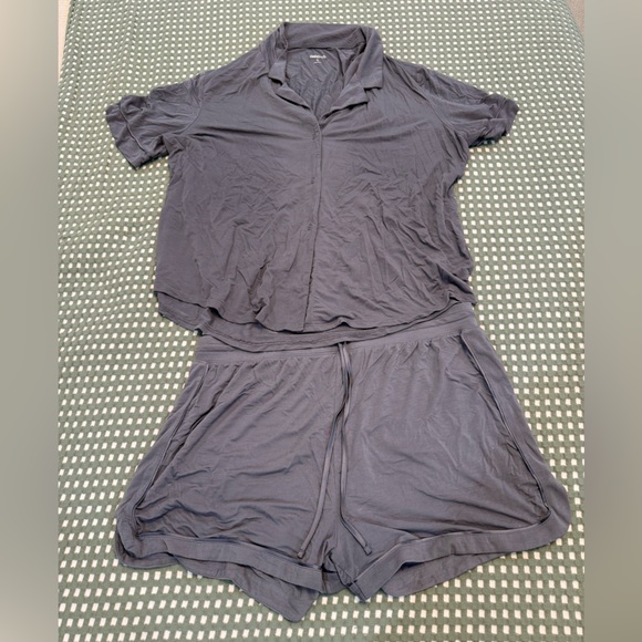 Gapbody Other - Gapbody Two-Piece pajama Set